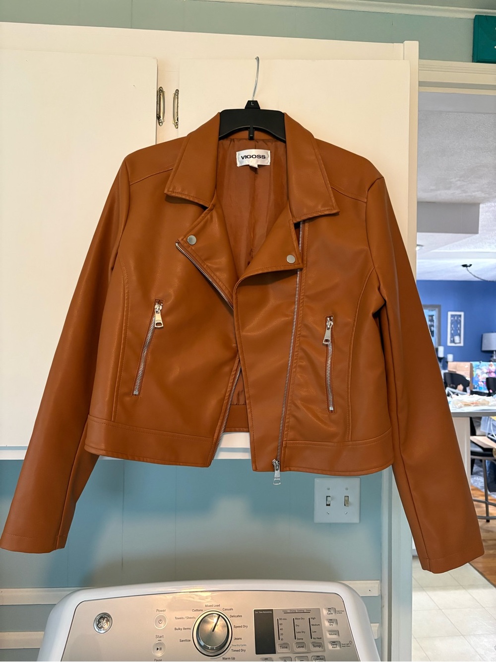Women’s SZ L Vigoss Carmel Color Zip Frt Soft Polyurethane Jacket